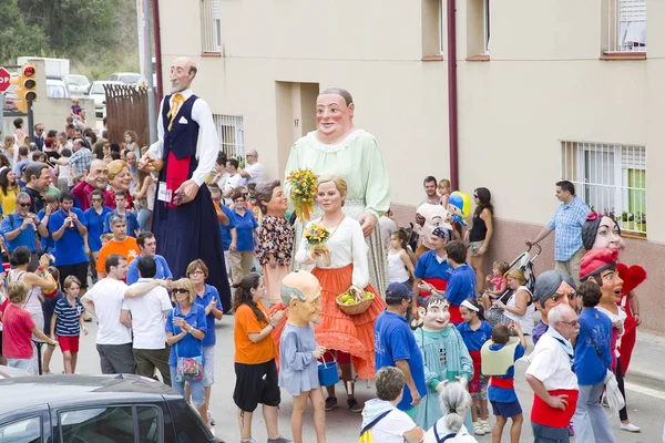 Défilé des géants et des grandes têtes — Photo