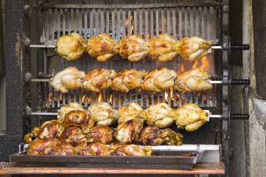 ızgara tavuk kavurma ile