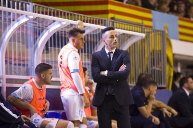 Oscar Redondo, Csc, Futsal İspanyol Ligi, teknik direktörü maç Catgas Santa Coloma ve Segovia, arasında 2-3, üzerinde 25 Kasım 2017 yılında Santa Coloma Gramenet, Barselona, İspanya.