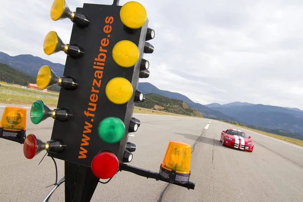 2012年10月6日にスペインのラ セウルゲル空港で開催されたアメリカカークラブ主催のロード トラックレースの週末に参加するダッジバイパーSrt — ストック写真