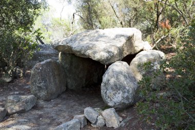 Cellecs Dolmen, 2500 - 1800 AC, Barcelona, İspanya.