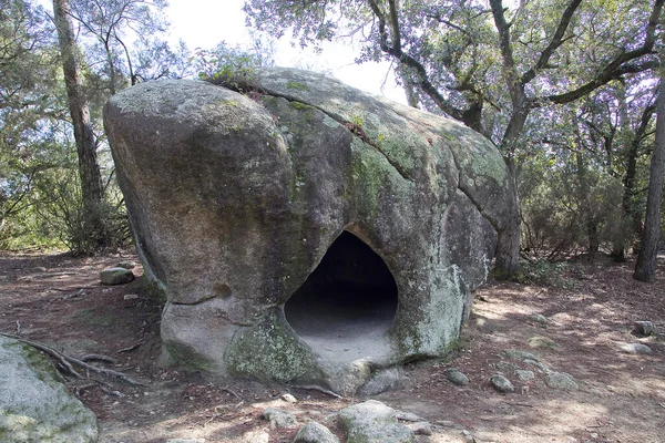 Προϊστορική Τρύπα Ροκ Roca Del Valles Ισπανία — Φωτογραφία Αρχείου