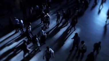 yürüyüş commuters kalabalık