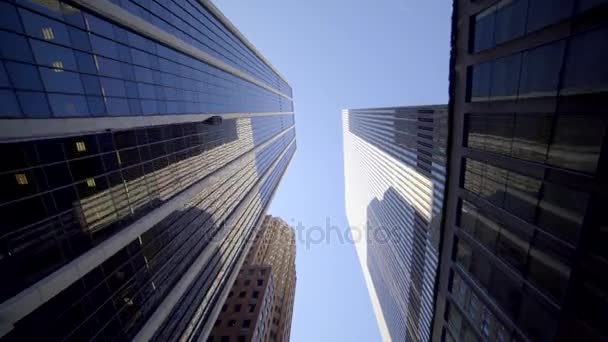 Edifícios modernos de arranha-céus — Vídeo de Stock