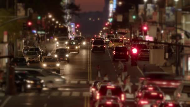 ニューヨーク市を介して通勤交通. — ストック動画
