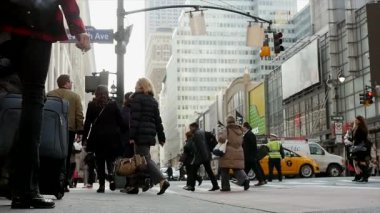 İnsanlar geçiş street City