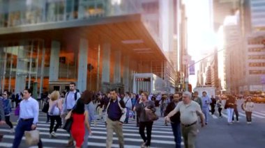 İnsanlar geçiş street City