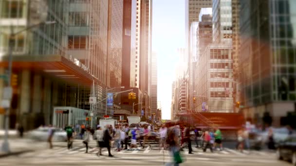 Persone pendolari in città — Video Stock