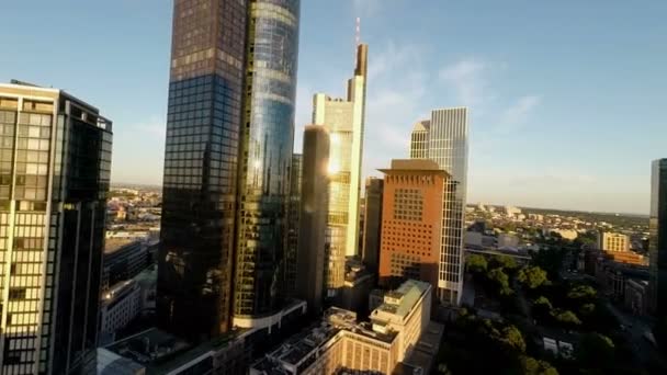 De skyline van de stedelijke landmark van de moderne stad — Stockvideo