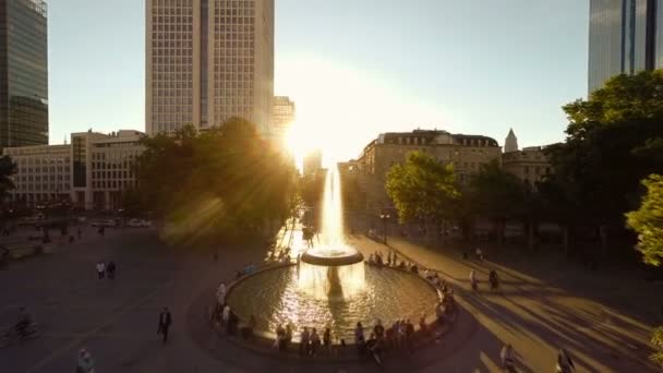 금융 도시 지구에 오피스 빌딩 — 비디오