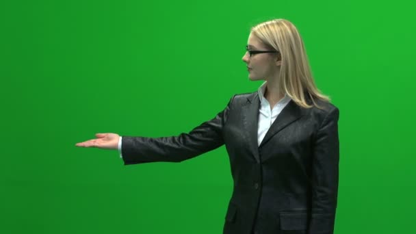 Blond business woman in suit — Stock Video