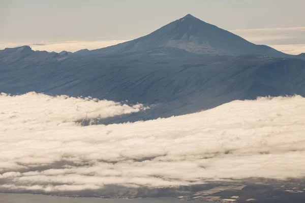 Teide View ovanifrån. Nationalpark, Teneriffa, Kanarieöarna, Spanien. — Stockfoto