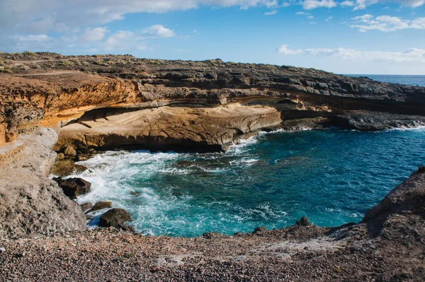 アディエ・エル・ペルティトテネリフェ島スペインだテネリフェ島の南の湾 ロイヤリティフリーのストック画像