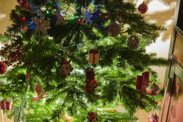Árvore de natal decoração de árvore de natal — Fotografia de Stock