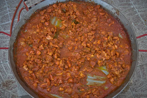 Big paella rumah ayam dibuat — Stok Foto