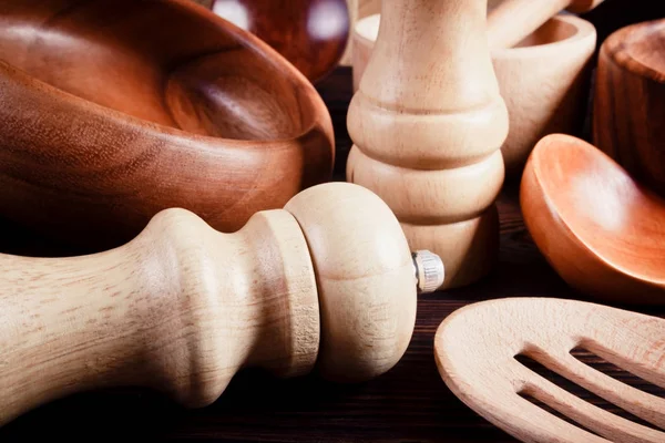 bir mutfak gereçleri seti 