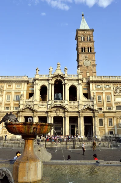 Zabytkowy kościół Papale Bazyliki Santa Maria Maggiore w Rom — Zdjęcie stockowe