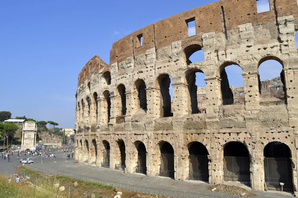 Anfiteatro del Coliseo en Roma — Foto de Stock