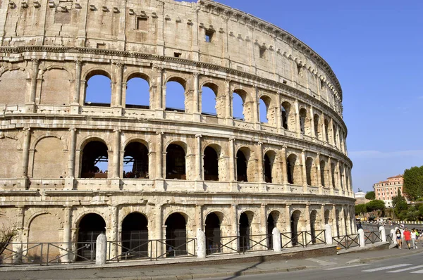 Anfiteatro del Coliseo en Roma — Foto de Stock