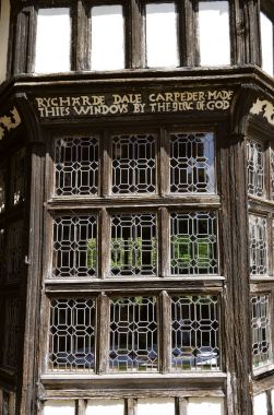Cam pencereler küçük Moreton Hall lekeli