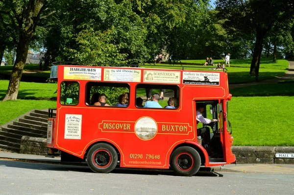 Autobus turystyczny Buxton — Zdjęcie stockowe