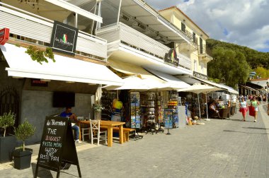 Paxos harbour, Yunanistan - 01 Ekim 2017: küçük ziyaret Paxos turist ada Corfu güneyinde bir ada Ionian sea içinde