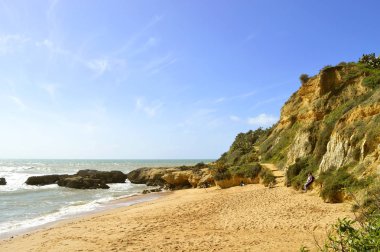 Albufeira beach turist sahilde