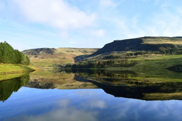 Dovestone Rezervuarı Greenfield Chew Brooks Vadilerinin Birleştiği Yer Greenfield Köyünün — Stok fotoğraf