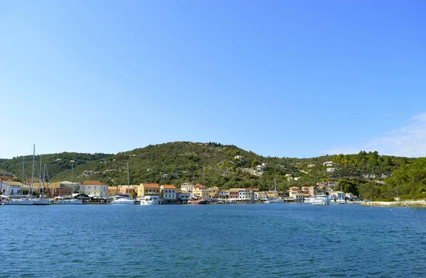 Turizm Cruise Gemi Antipaxos Harbour Corfu Için Yelken Açmaya Hazır — Stok fotoğraf