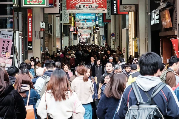 Shinsaibashi εμπορικό δρόμο κοντά Namba, Οσάκα, κύρια της πόλης — Φωτογραφία Αρχείου