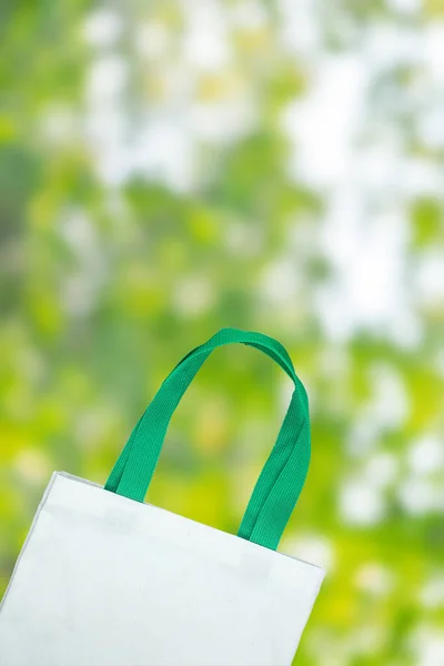 Eco Shopping Väska Grön Natur Bakgrund Med Kopiera Utrymme För — Stockfoto