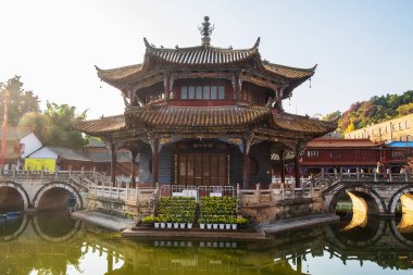 Kunming 'in en ünlü Budist tapınağı Yuantong Tapınağı manzarası. Kunming, Yunnan, Çin 'de turistlerin uğrak yeridir. Asya seyahat kavramı