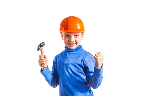 Criança Mostrando Punho Simbolizando Gesto Poder Segurando Martelo Brinquedo Chapéu — Fotografia de Stock