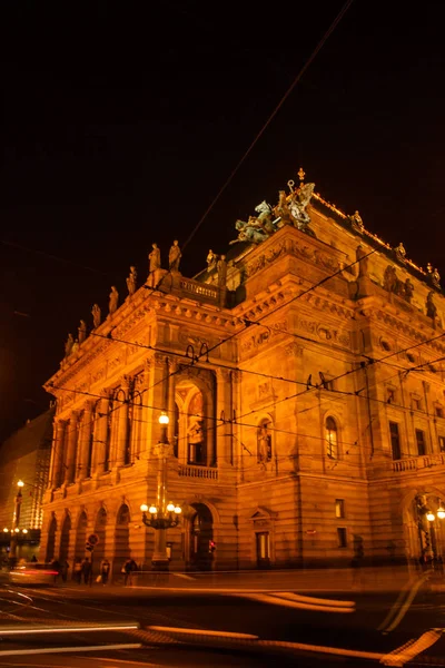 Teatro Nazionale Praga Notte — Foto Stock