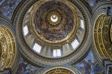 Mimari Detaylar ve iç Kilisesi Saint Agnes önce içinde