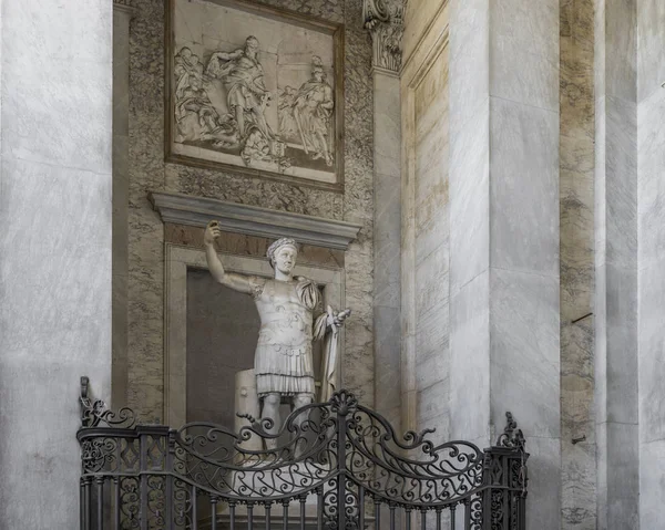 Basilica di San Giovanni in Laterano (St. John Lateran basilica) — 图库照片