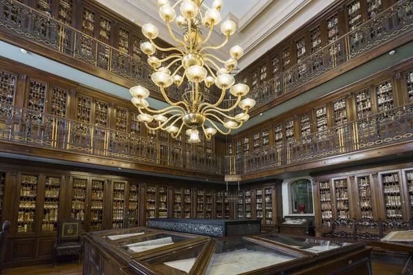 Ministère de la Marine à Rome. Détail de la bibliothèque. Intérieur. Italie, Ro — Photo