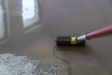 İçişleri ev yapım aşamasında. Kendini l ile Döşeme Branda