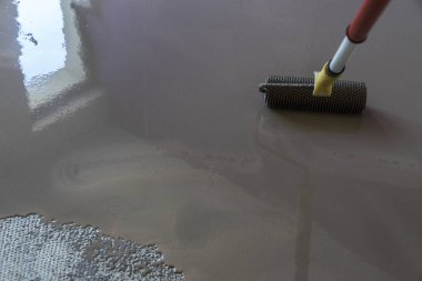 Ayna pürüzsüz yüzey zemin. Branda ile kendini lev