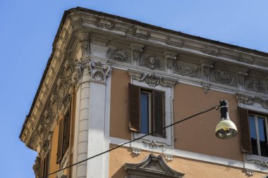 Mimari Detaylar eski bir bina. Roma. İtalya