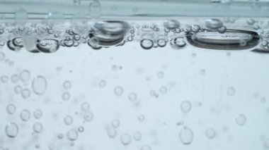 Gazlı su balonu hareketi