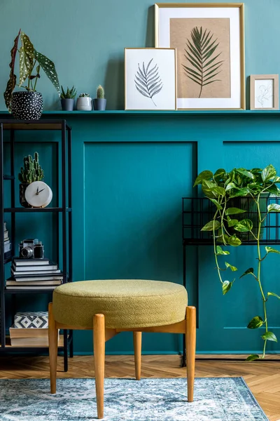 Green Living Room Cozy Interior Design — Stock Photo, Image