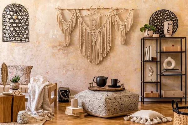 Interieur Van Stijlvolle Woonkamer Met Chaise Longue Mooie Macrame Rotan — Stockfoto