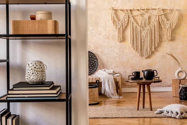 Interieur Ontwerp Van Oosterse Woonkamer Met Beige Macrame Salontafel Design — Stockfoto