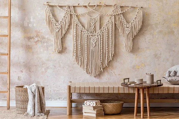 Stijlvolle Oosterse Woonkamer Met Design Beige Chaise Longue Mooie Macrame — Stockfoto