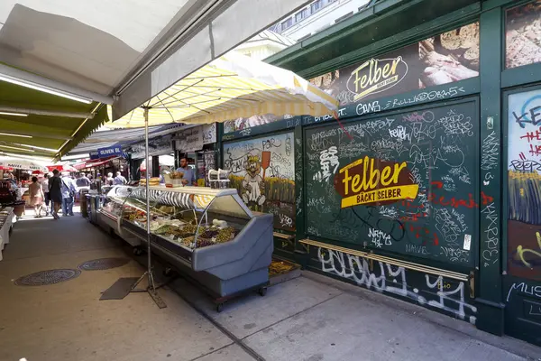 Mercado callejero en Praga —  Fotos de Stock