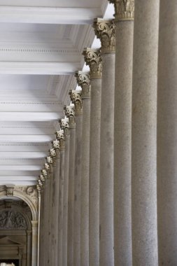 Değirmen Colonade, Neo-Rönesans yapısı Korinth sütunlarla spa Karlovy Vary, Çek Cumhuriyeti