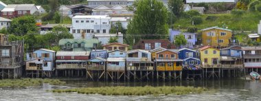 Castro, ada Chiloe Şili'deki palafitos evleri
