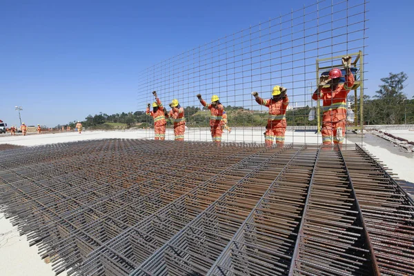 Operatives works in civil construction — Stock Photo, Image