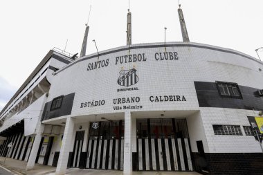 Vila Belmiro olarak bilinen Urbano Caldeira Stadyumu 'nun önünde. Futbol.